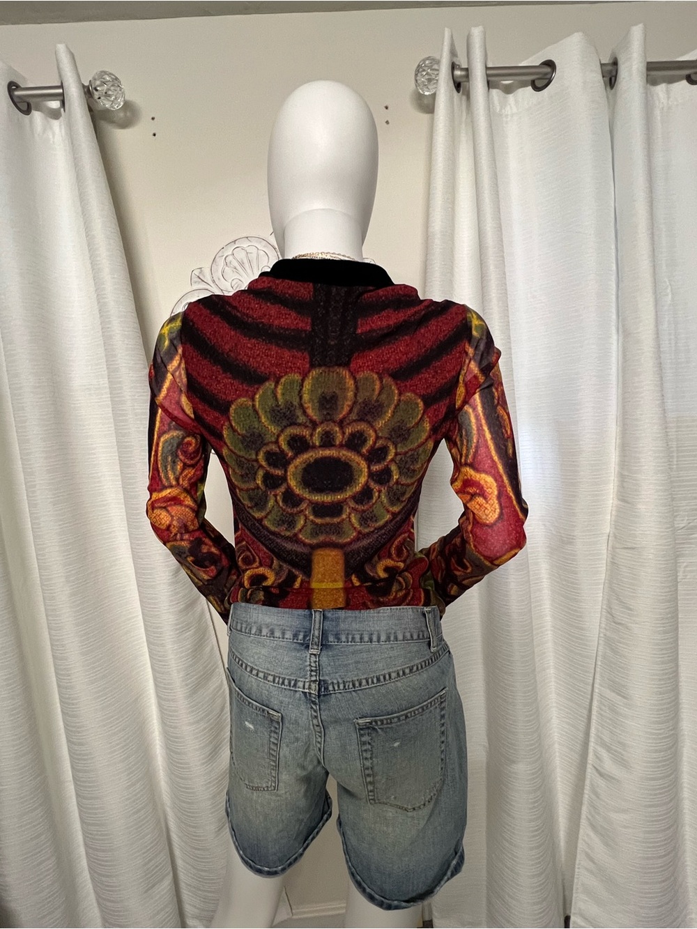Vivienne Tam Long Sleeve Colorful Baroque Top – Velvet V-Neck | Size 1 - Picture 8 of 10